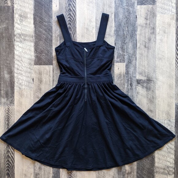 Burberry Brit Fit & Flare Sleeveless Dress 6 Black Knee-Length - Picture 3 of 6